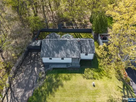 207 Degray Street North Haledon NJ 07508