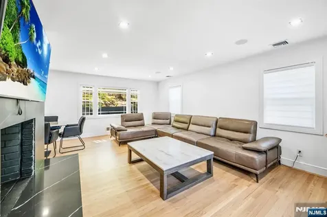 207 Degray Street North Haledon NJ 07508