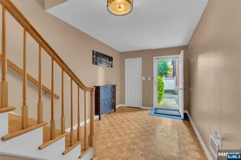 3661 Meadow Lane North Bergen NJ 07047