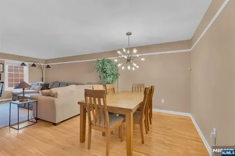 3661 Meadow Lane North Bergen NJ 07047