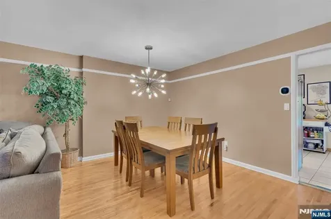 3661 Meadow Lane North Bergen NJ 07047