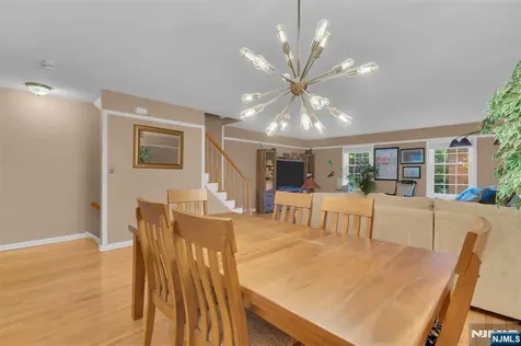 3661 Meadow Lane North Bergen NJ 07047