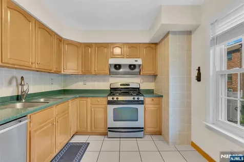 3661 Meadow Lane North Bergen NJ 07047