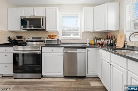 8 Navajo Avenue Par-troy Hills Twp. NJ 07034