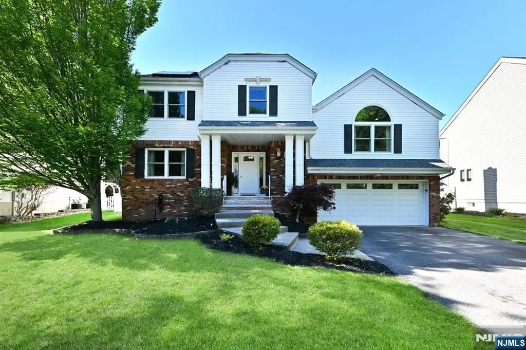 142 Geiger Drive River Vale NJ 07675