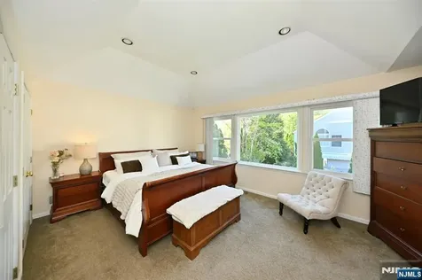 142 Geiger Drive River Vale NJ 07675