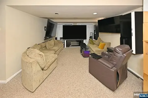 142 Geiger Drive River Vale NJ 07675