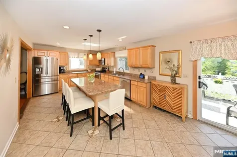 142 Geiger Drive River Vale NJ 07675