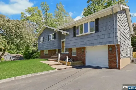 20 Bluehill Road Norwood NJ 07648