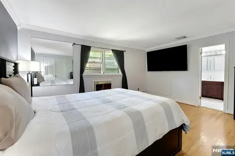 20 Bluehill Road Norwood NJ 07648