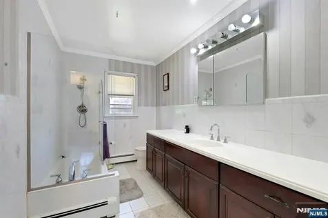 20 Bluehill Road Norwood NJ 07648