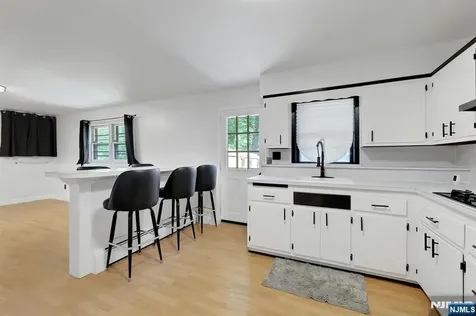 20 Bluehill Road Norwood NJ 07648