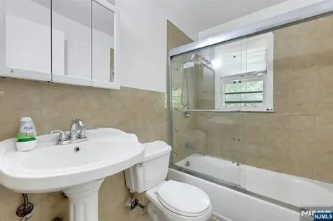 20 Bluehill Road Norwood NJ 07648