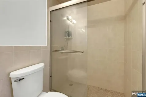 20 Bluehill Road Norwood NJ 07648