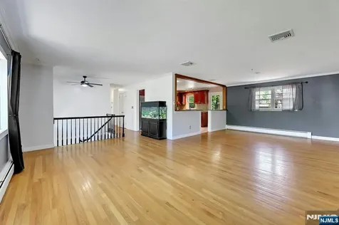 20 Bluehill Road Norwood NJ 07648
