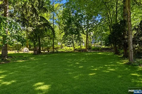 44 E Cedar Street Livingston NJ 07039