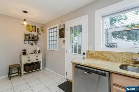 26 Pleasant Avenue Tenafly NJ 07670