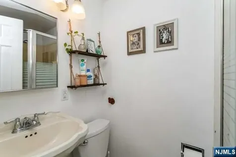 26 Pleasant Avenue Tenafly NJ 07670
