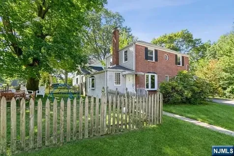 26 Pleasant Avenue Tenafly NJ 07670