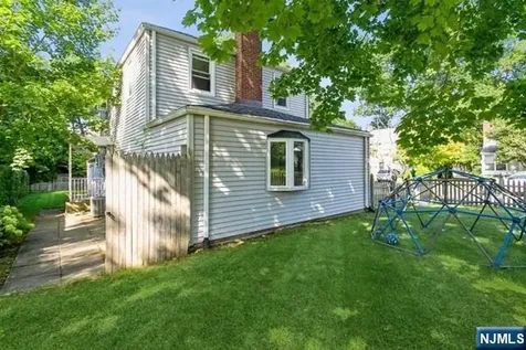 26 Pleasant Avenue Tenafly NJ 07670