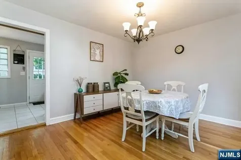 26 Pleasant Avenue Tenafly NJ 07670