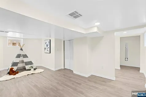 7 Valley Road West Orange NJ 07052