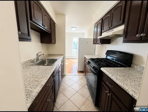 475 Grand Avenue Palisades Park NJ 07650
