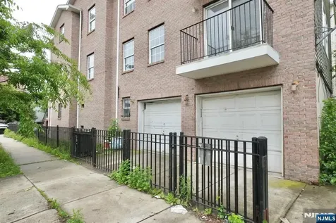 36 Brenner Street Newark NJ 07108
