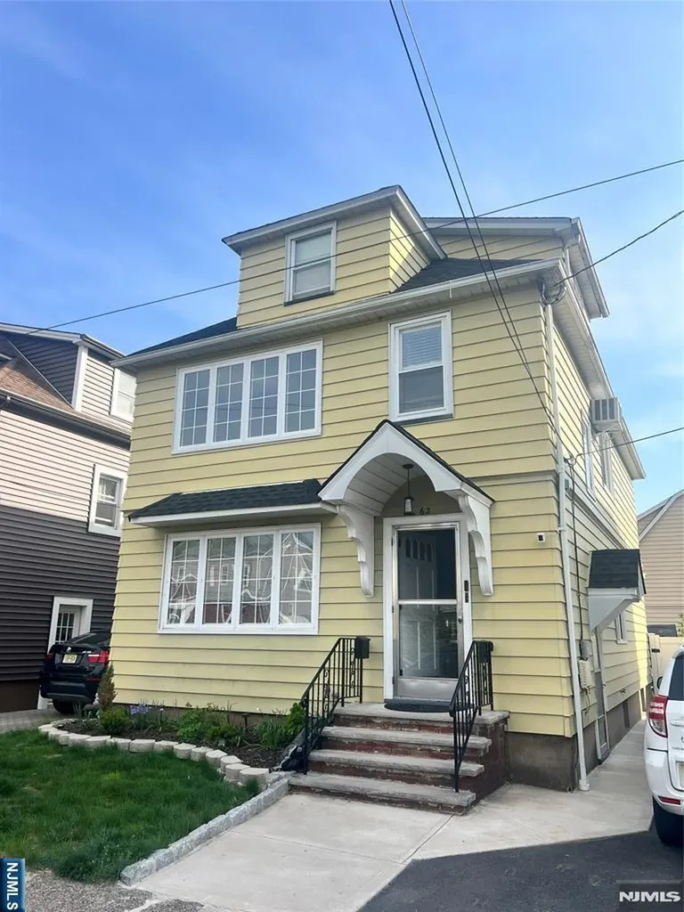 62 Stein Avenue Wallington NJ 07057