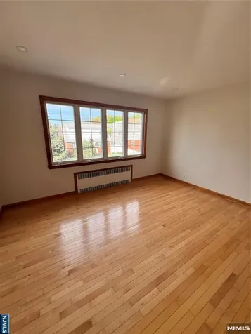62 Stein Avenue Wallington NJ 07057
