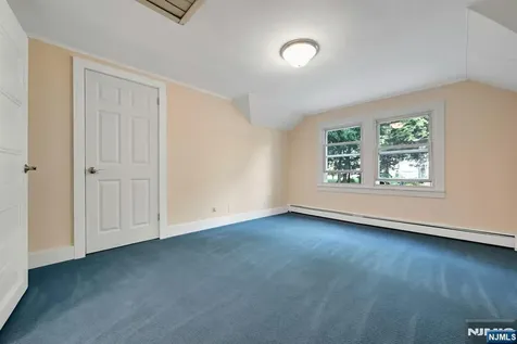 288 Van Dien Avenue Ridgewood NJ 07450