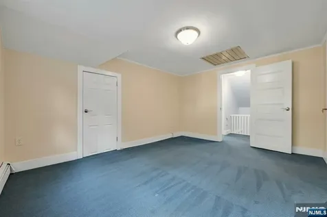 288 Van Dien Avenue Ridgewood NJ 07450