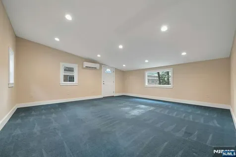 288 Van Dien Avenue Ridgewood NJ 07450