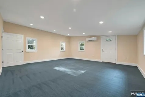 288 Van Dien Avenue Ridgewood NJ 07450