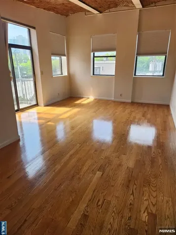 840 River Edgewater NJ 07020