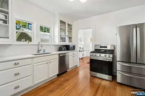 72 Central Avenue Montclair NJ 07042