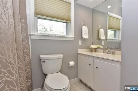 208 Lincoln Avenue Ridgewood NJ 07450