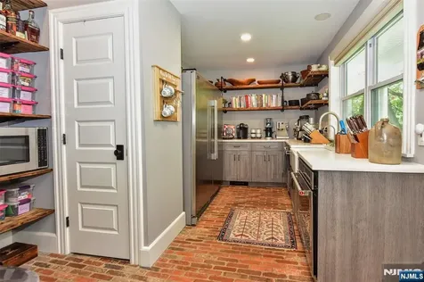 208 Lincoln Avenue Ridgewood NJ 07450