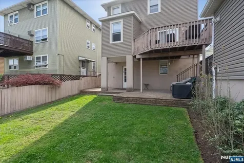 1119 Stonewall Lane Secaucus NJ 07094