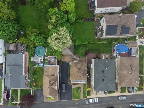 1119 Stonewall Lane Secaucus NJ 07094