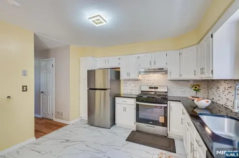 1402 Maplecrest Road Edison NJ 08820