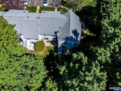 1402 Maplecrest Road Edison NJ 08820