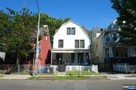 116 19th Street East Orange NJ 07017