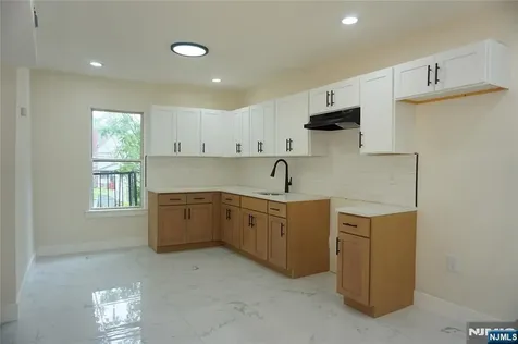 116 19th Street East Orange NJ 07017