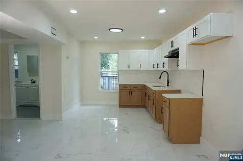 116 19th Street East Orange NJ 07017