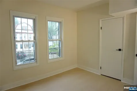 116 19th Street East Orange NJ 07017