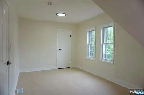 116 19th Street East Orange NJ 07017