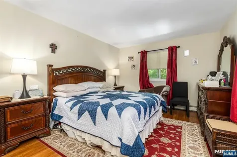 54 Bedford Avenue Teaneck NJ 07666
