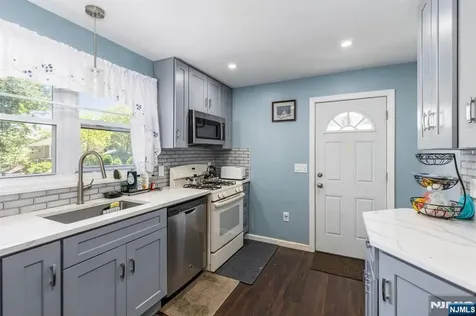54 Bedford Avenue Teaneck NJ 07666