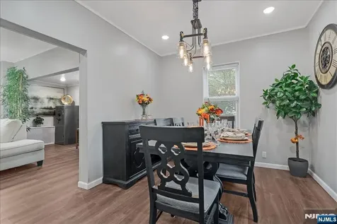 25 Woodland Avenue Nutley NJ 07110
